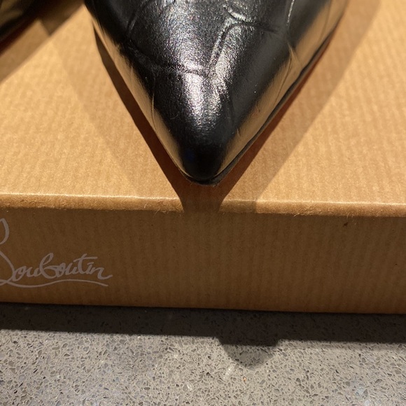 Louboutin Iriza Black Calf Leather Stilettos - Picture 4 of 12